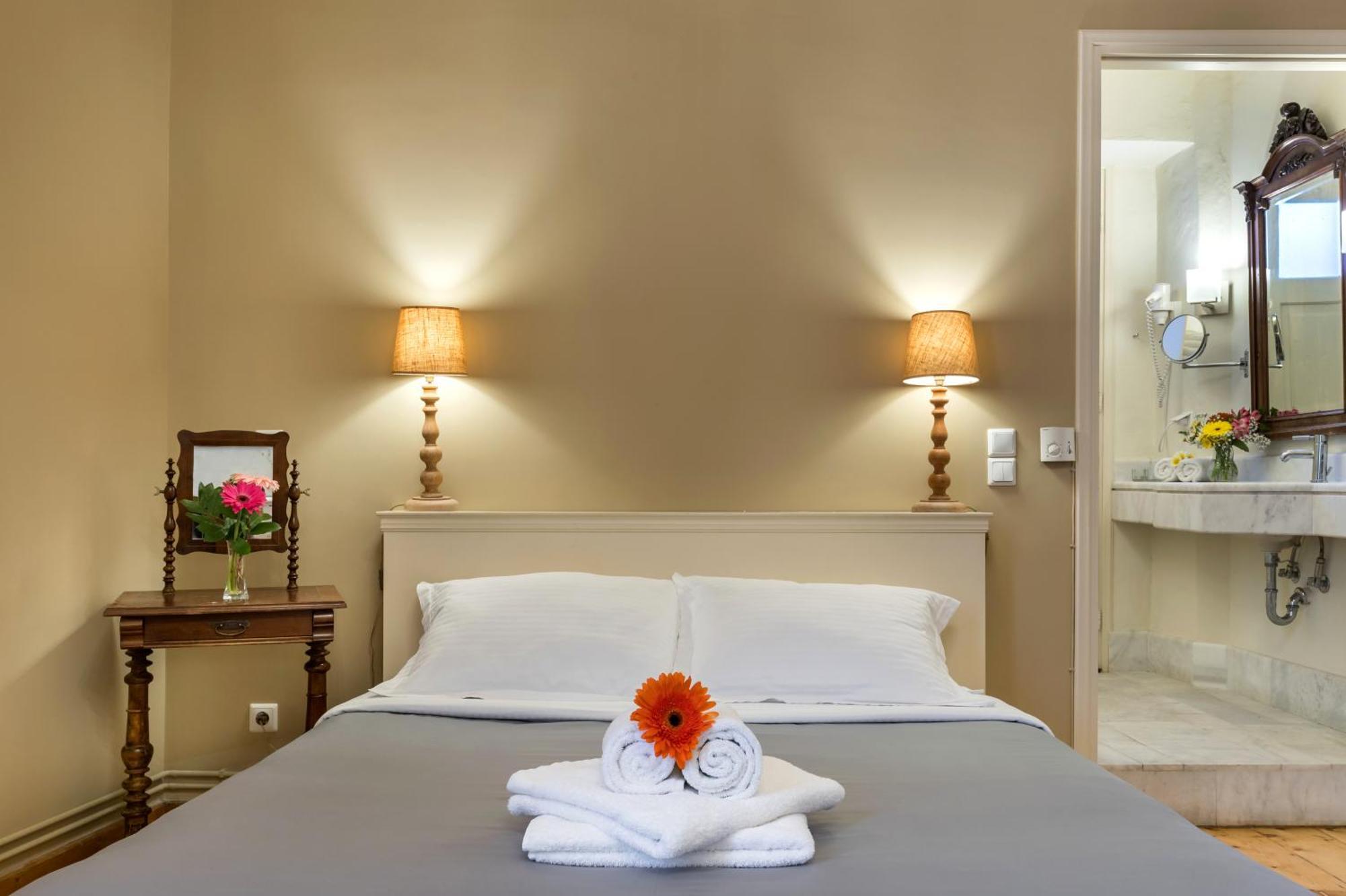 Hotel Syrou Melathron Ermoupoli Zimmer foto